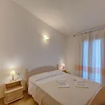 The Fantastic Residenza Badustwo Bedroom Sleeps Six Child דירה