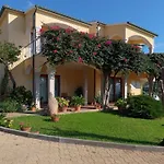Διαμέρισμα The Fantastic Residenza Badustwo Bedroom Sleeps Six Child