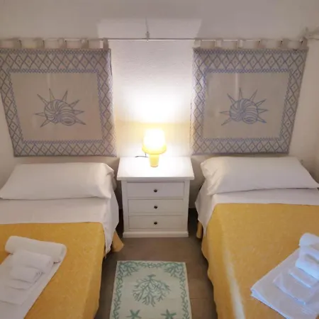 The Fantastic Residenza Badustwo Bedroom Sleeps Six Child Badesi