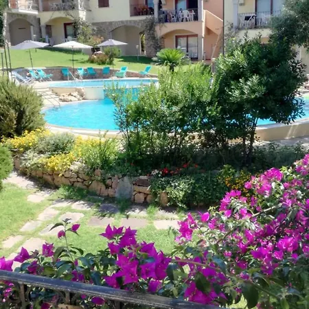 The Fantastic Residenza Badustwo Bedroom Sleeps Six Child Apartamento Badesi